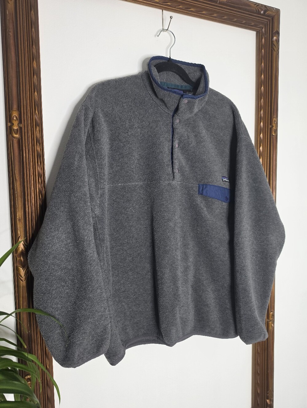 Patagonia Grey And Blue Synchilla Snap-T Fleece Pullover